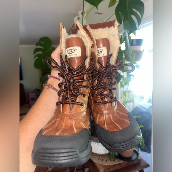 UGG Chestnut Leather and Suede Boots - Picture 12 of 14